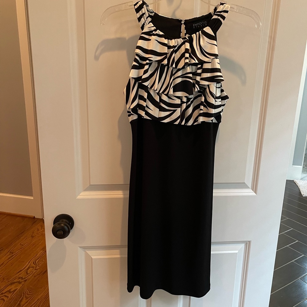 NWT size 8 Enfocus Studio black and zebra print dress